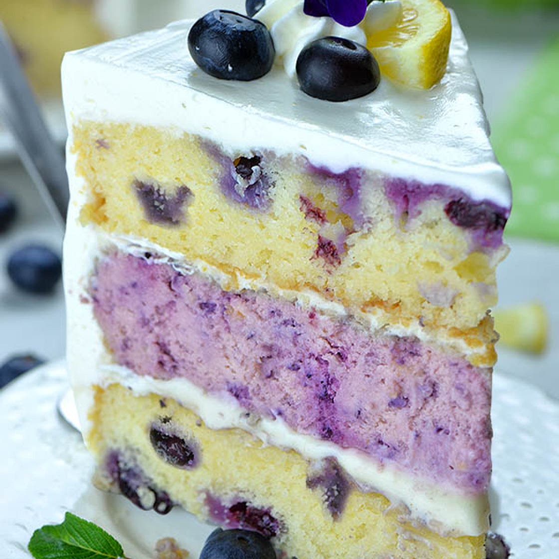 Lemon Blueberry Cheesecake Cake