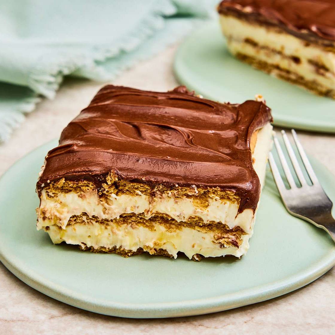 Chocolate Éclair Dessert