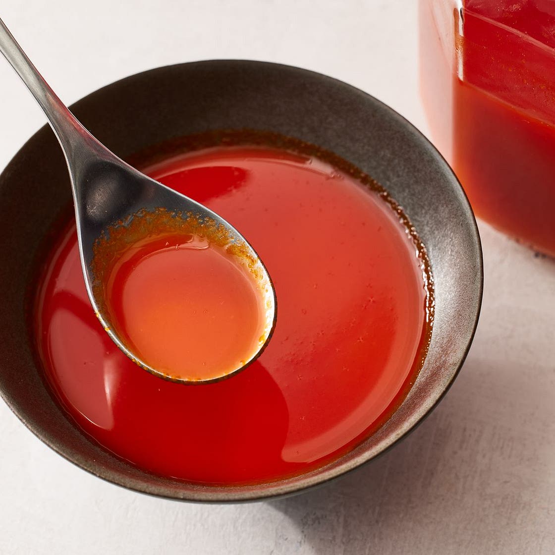 How to Make Homemade Sriracha Sauce