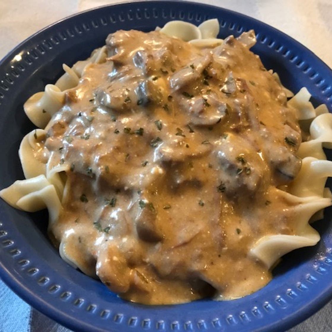 Weeknight Slow Cooker Beef Stroganoff (Betty Crocker)