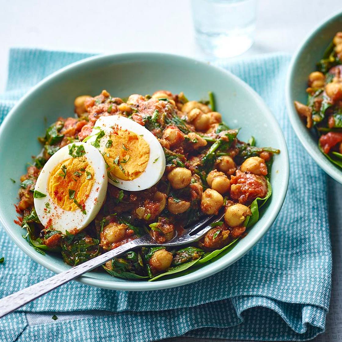 Chickpea, spinach and egg curry