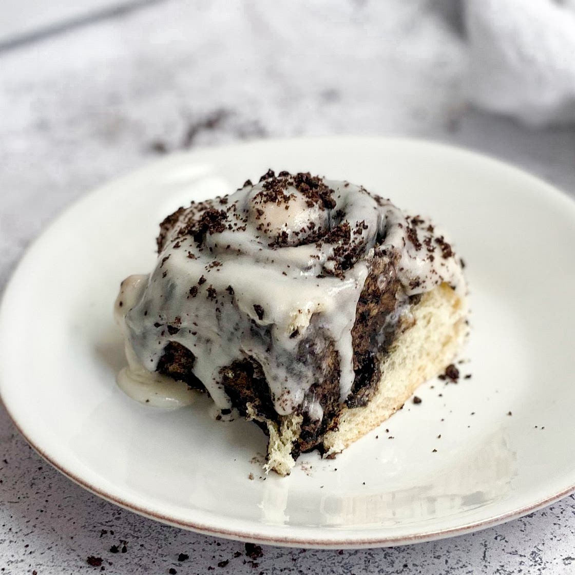 Oreo Cinnamon Rolls