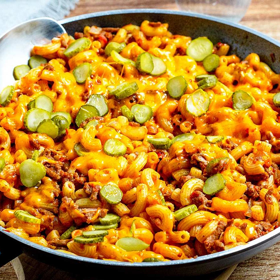 Zum Sattessen: Cheeseburger-Pfanne für die Familie