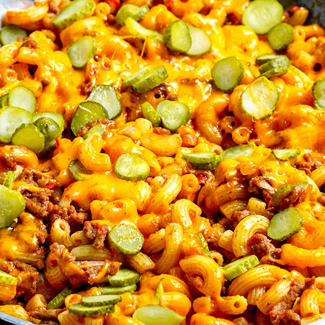 Zum Sattessen: Cheeseburger-Pfanne für die Familie