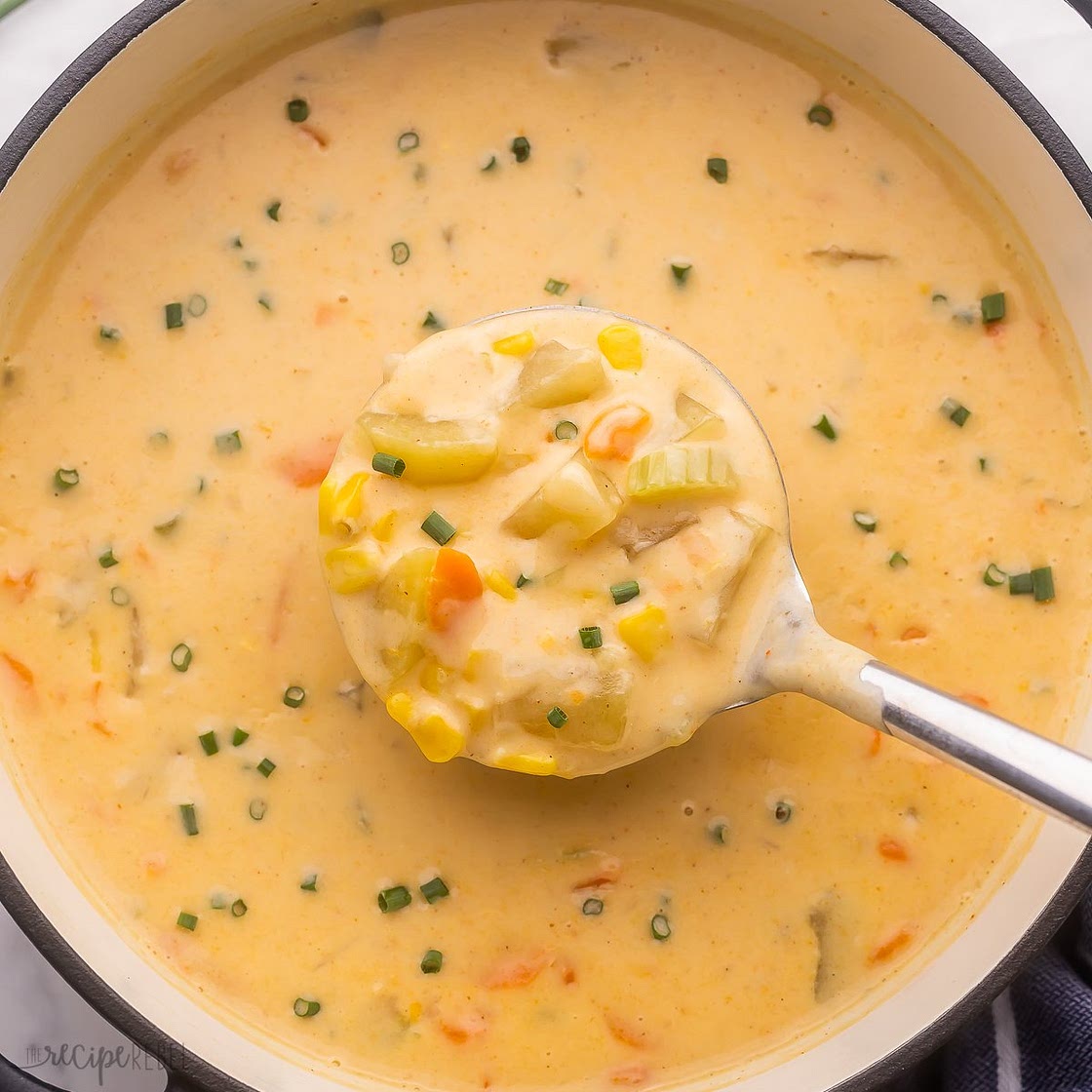 Creamy Nacho Potato Soup