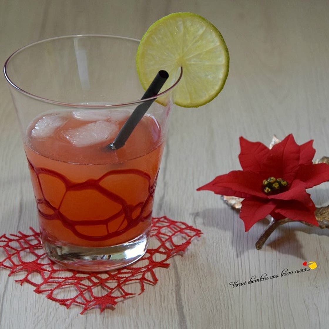 Cocktail al lime e ananas
