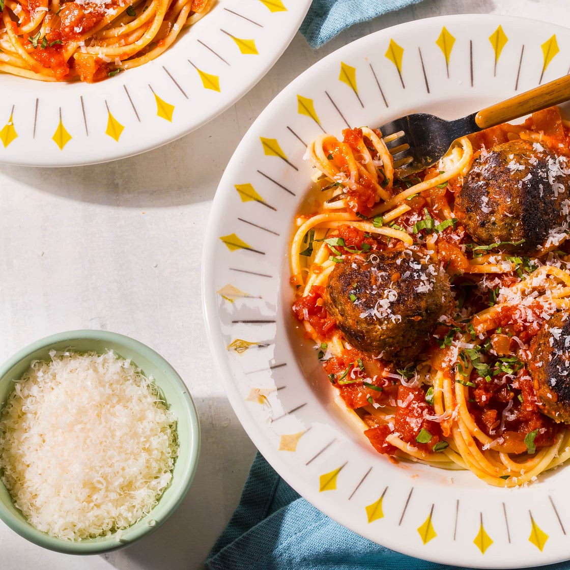 Spaghetti with Turkey-Pesto Meatballs
