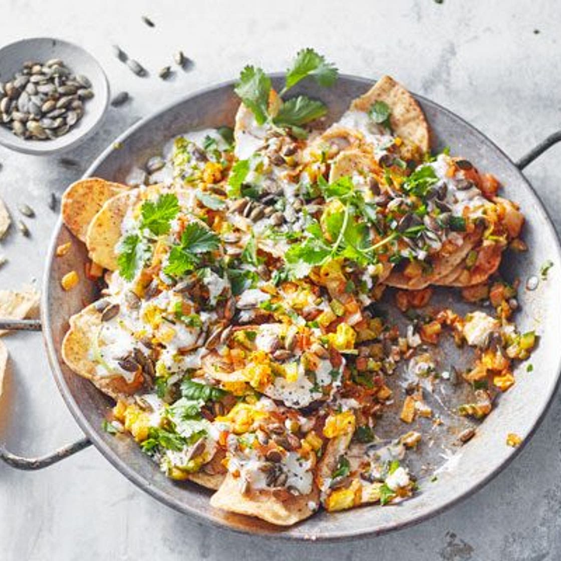 Courgette, jalapeño & feta nachos