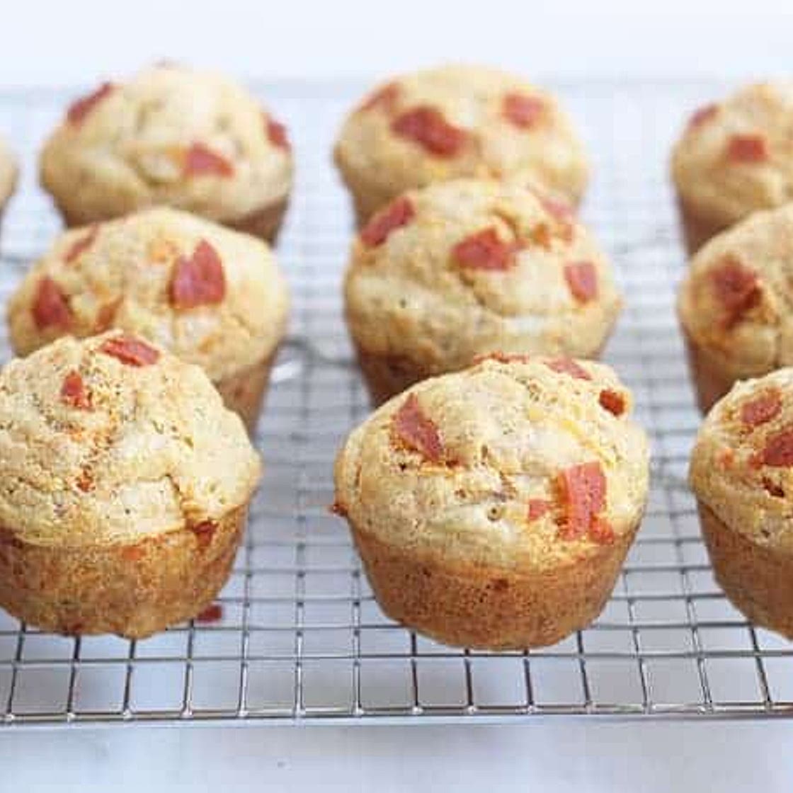 Pizza Muffins (with Veggies!)