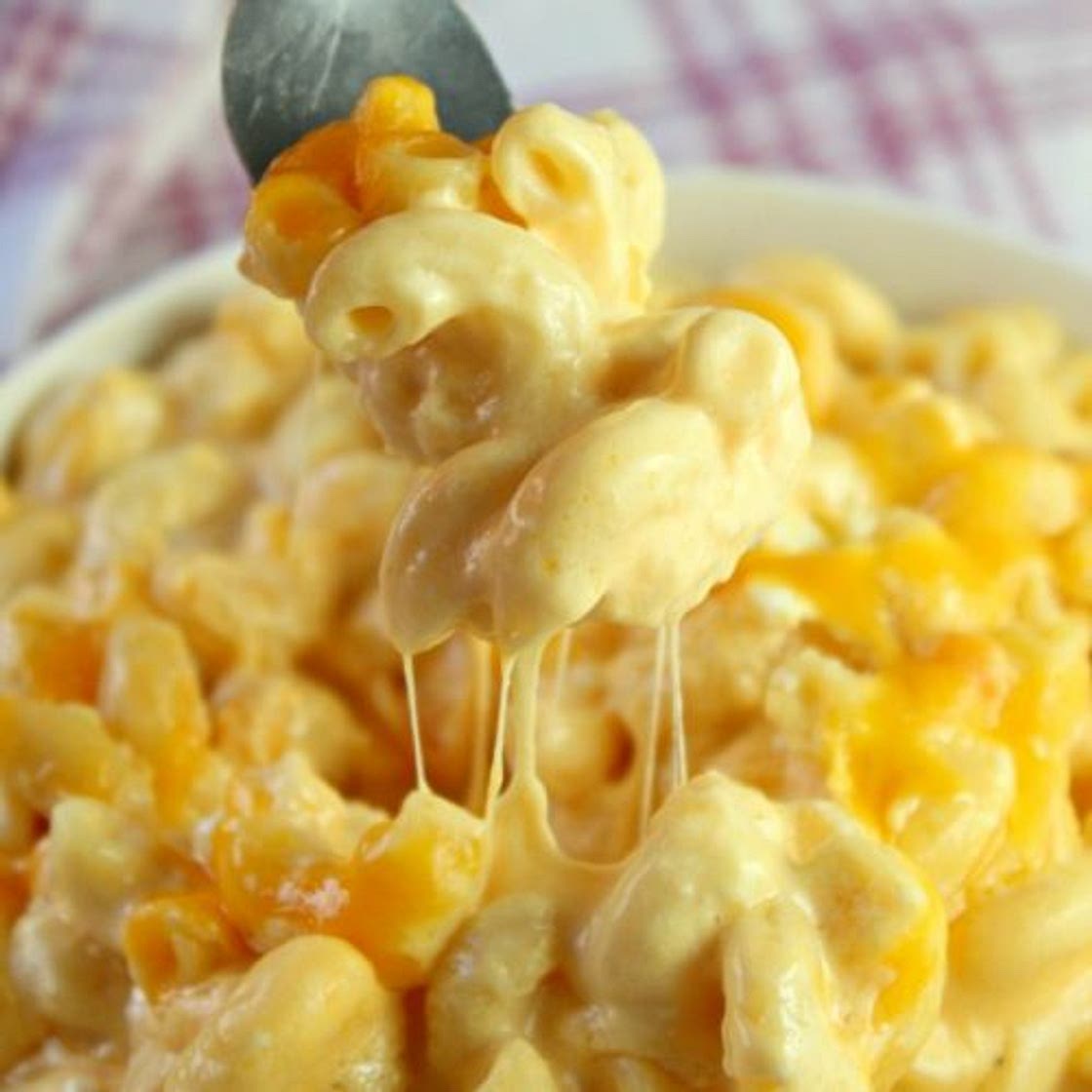 Slow Cooker Macaroni and Cheese