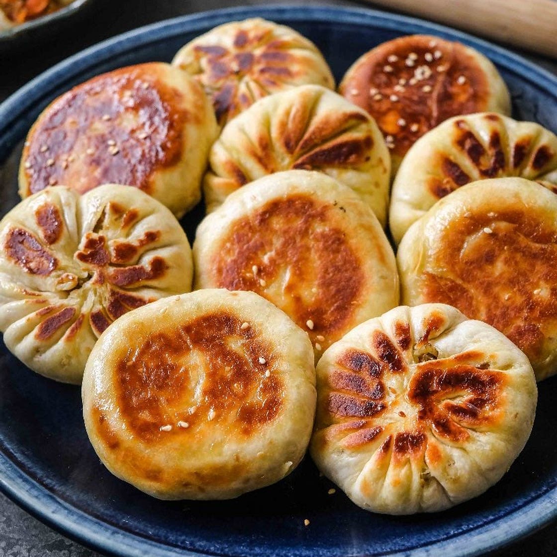 Vegan Pan-Fried Buns (Sheng Jian Bao, 生煎包)