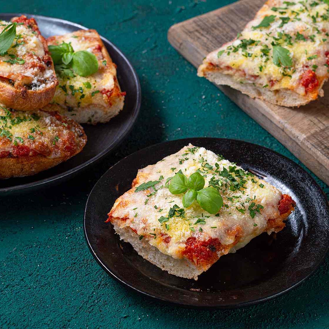The Best French Bread Pizza Recipe