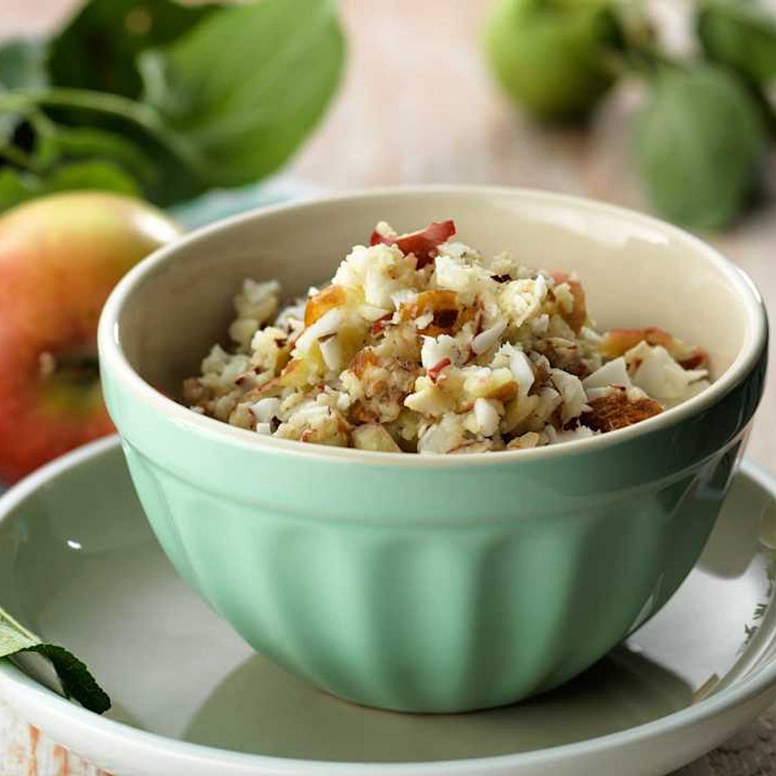 Fruit, Date and Nut Chop