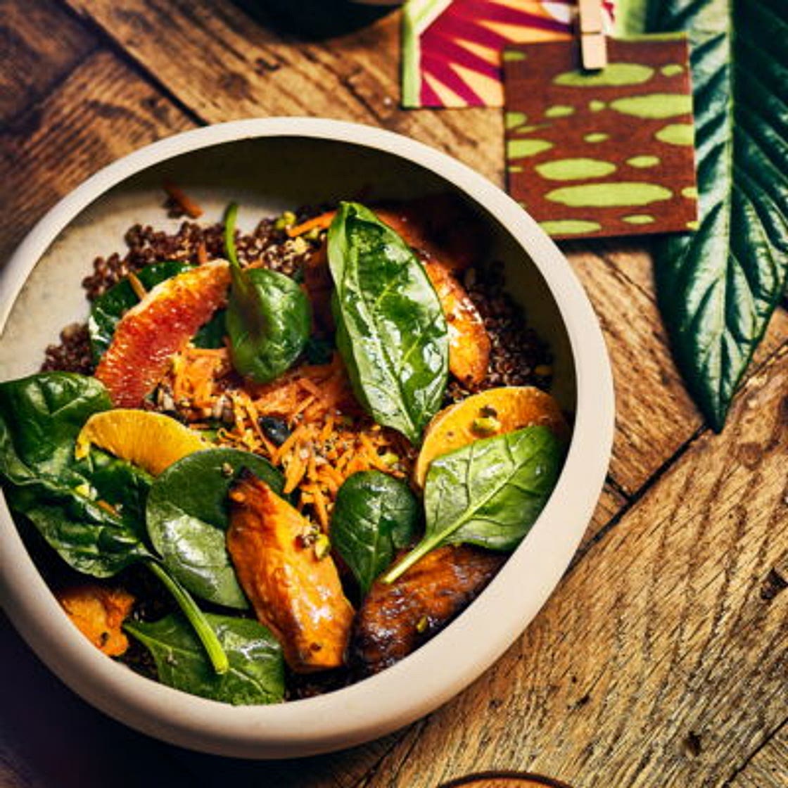 Salade tiède quinoa, patate douce et carotte