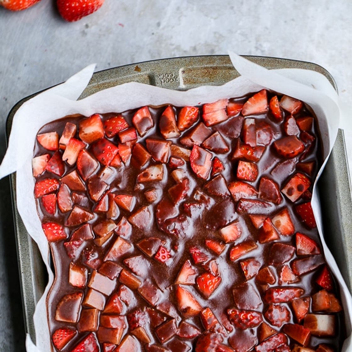 Gluten-Free Chocolate-Covered Strawberry Brownies