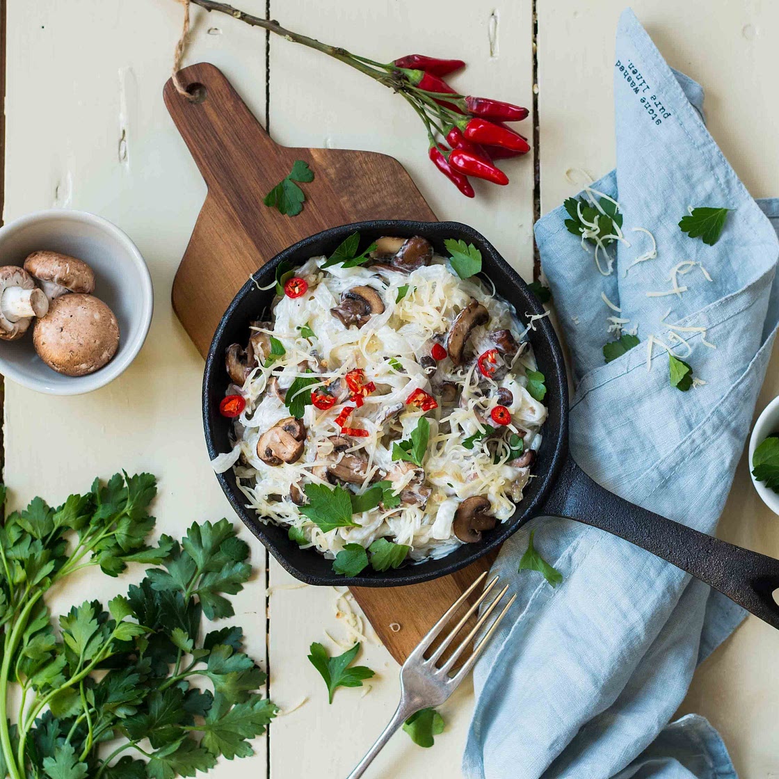 Konjak-Nudeln mit Mascarpone-Pilz-Sauce