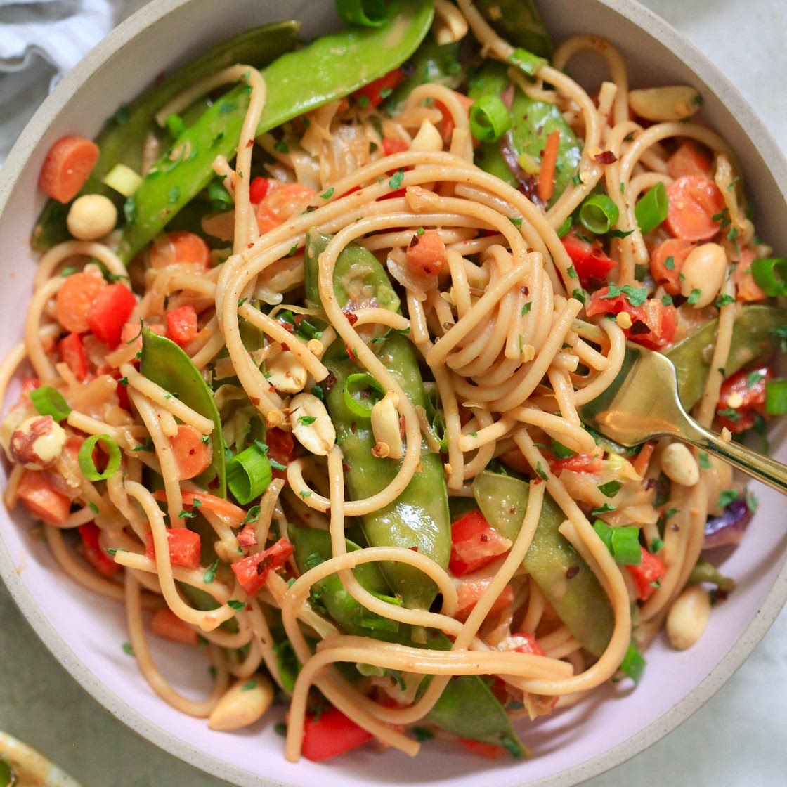 30-Minute Healthy Instant Pot Pad Thai