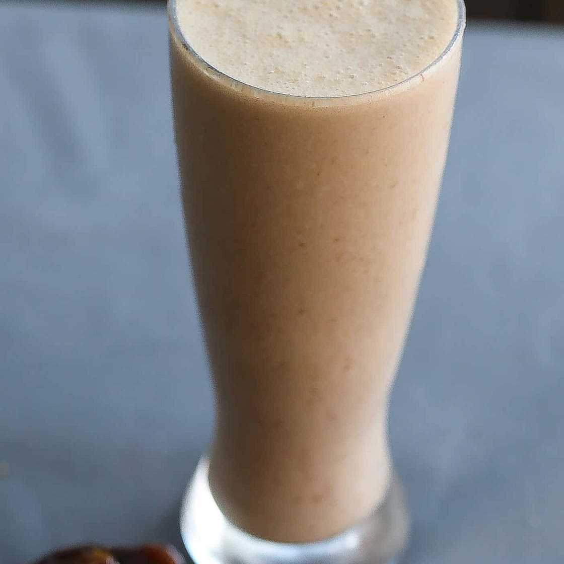 Oat Smoothie with Dates