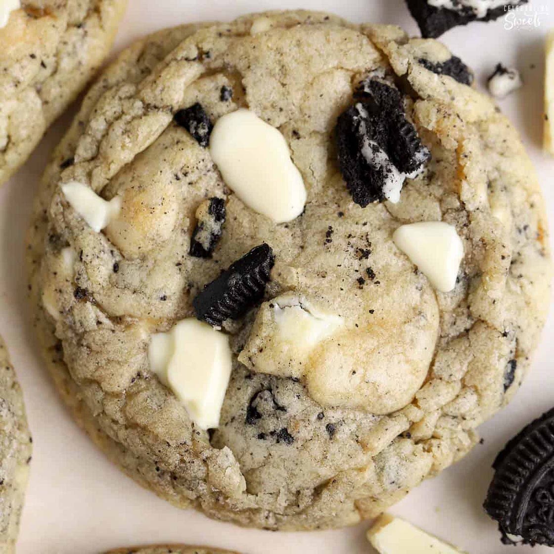 Cookies and Cream Cookies