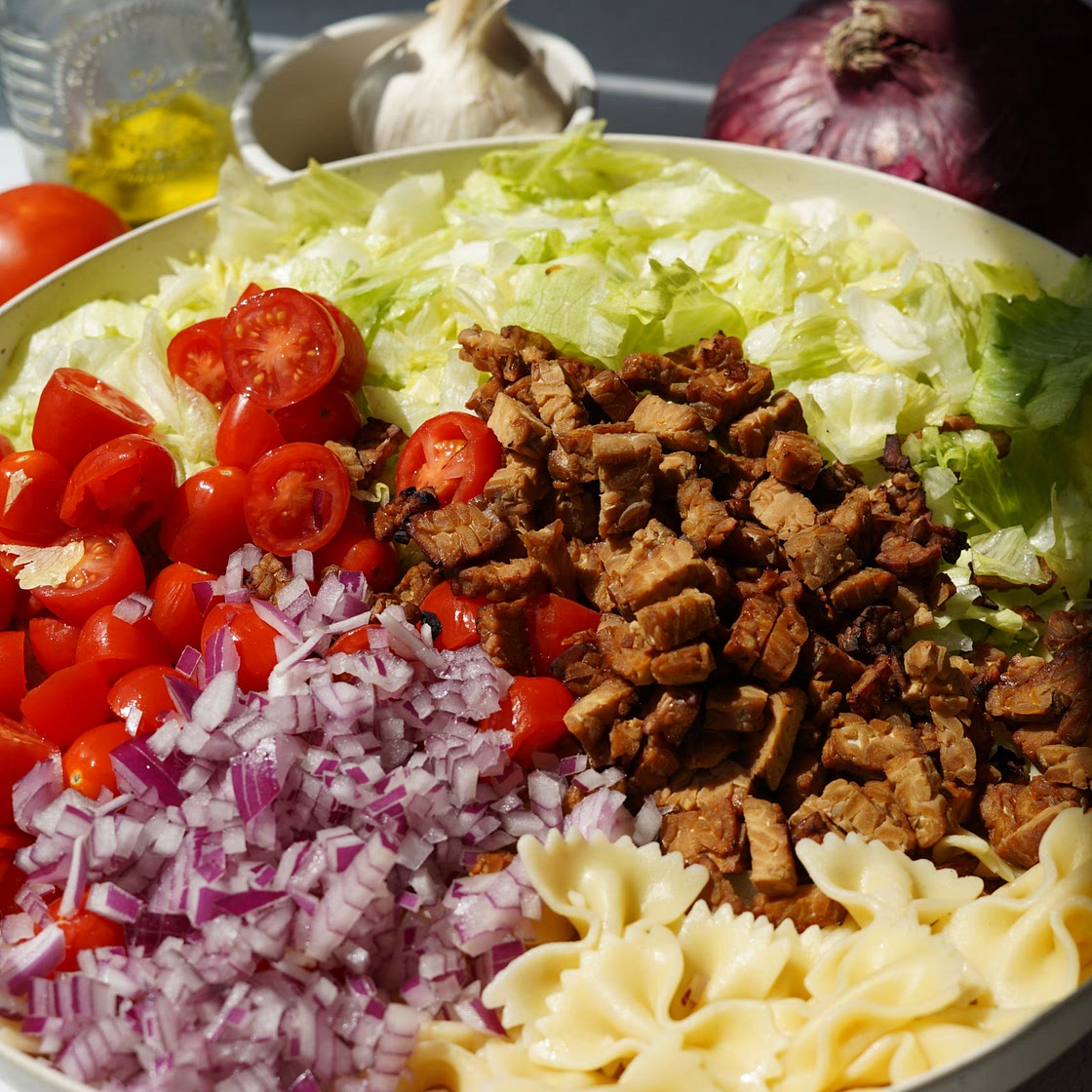 Vegan Pesto Pasta Salad