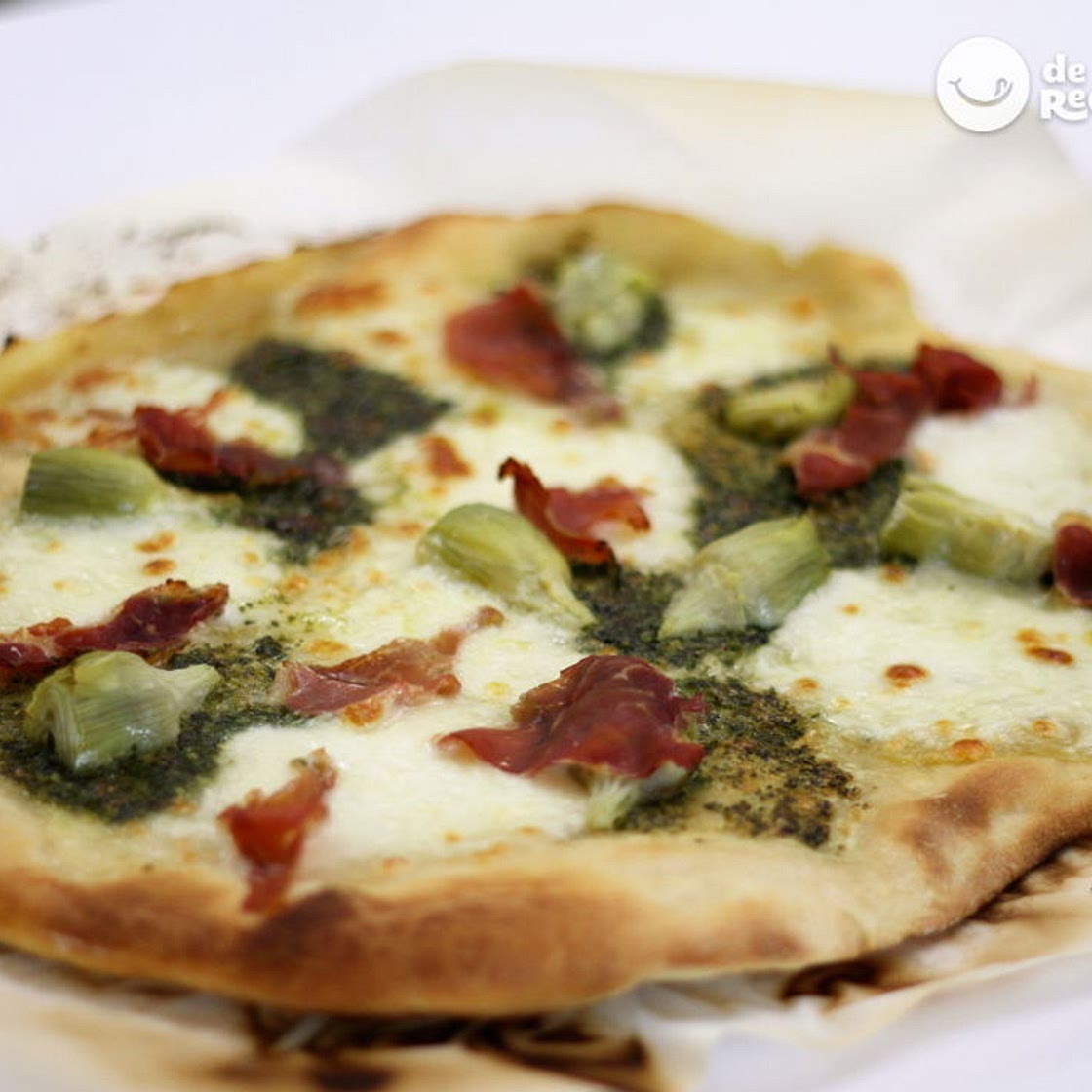 Pizza al pesto