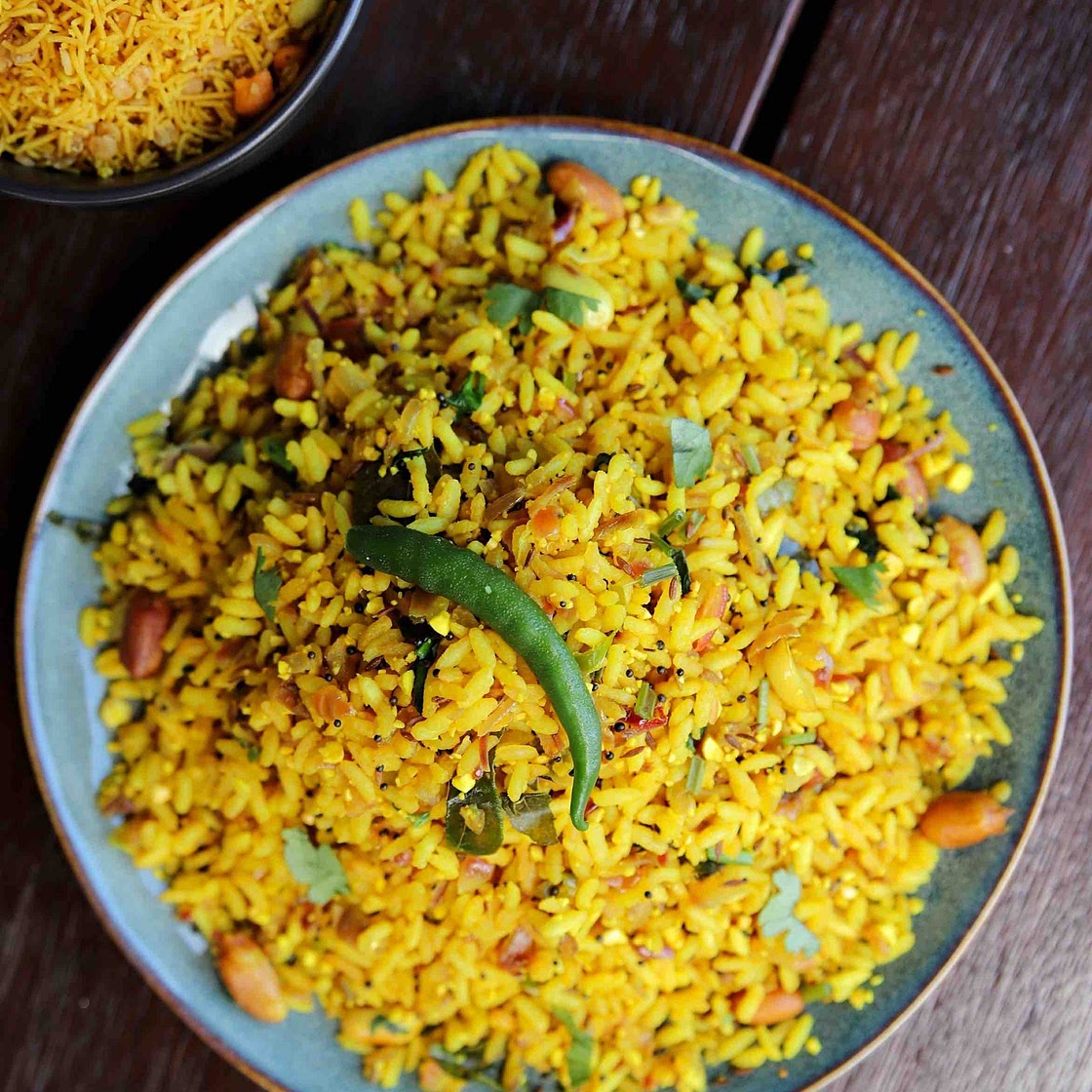 susla recipe | puffed rice upma | mandakki or churumuri susla | uggani