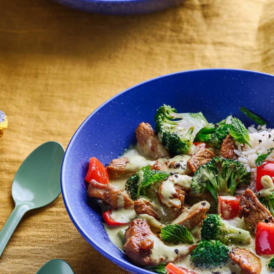 Hähnchencurry mit Brokkoli und Reis