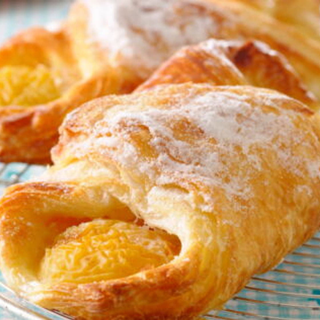 Croissant aux abricots