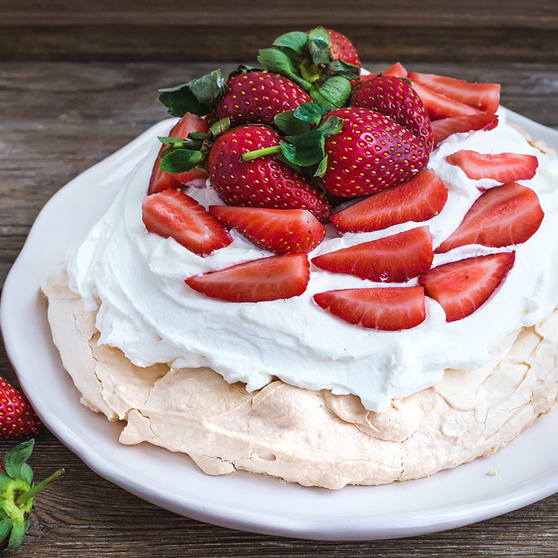 Strawberry Pavlova