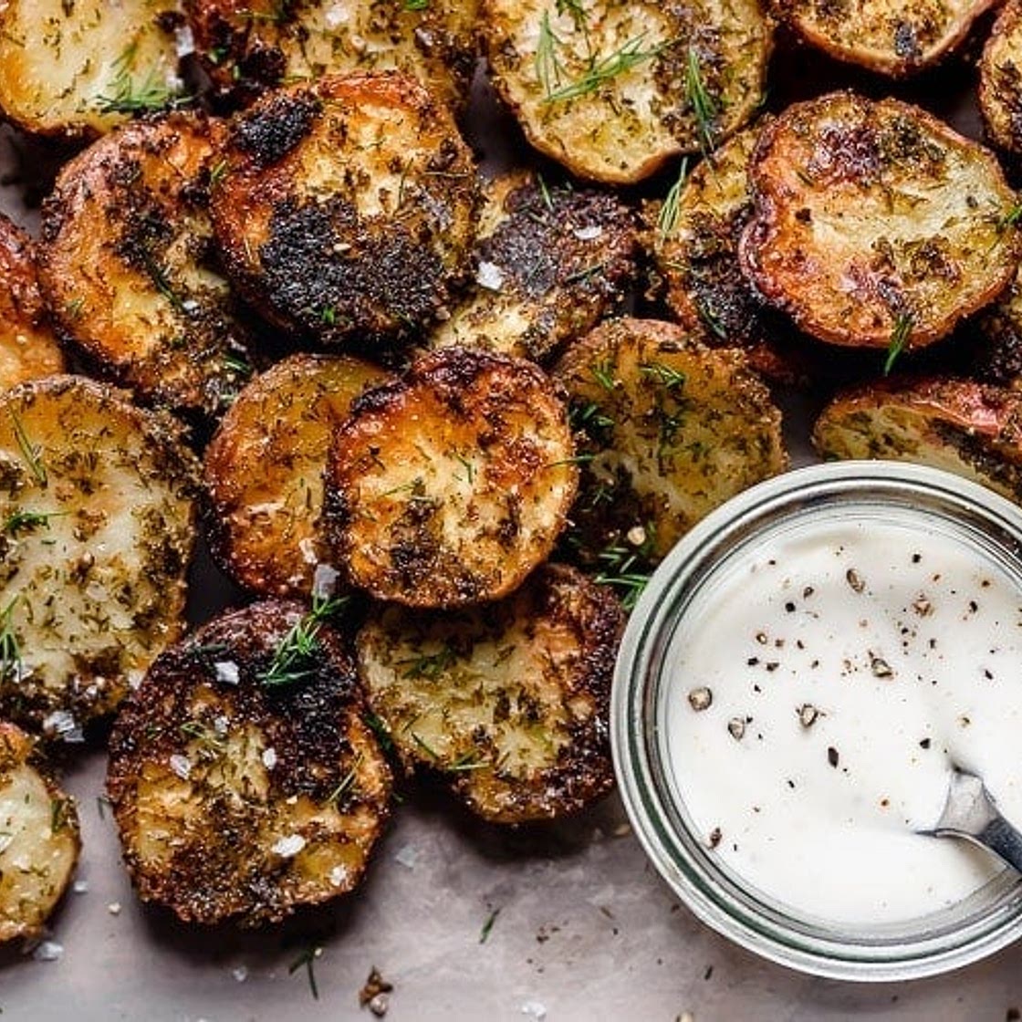 Crispy Garlic Ranch Roasted Potatoes