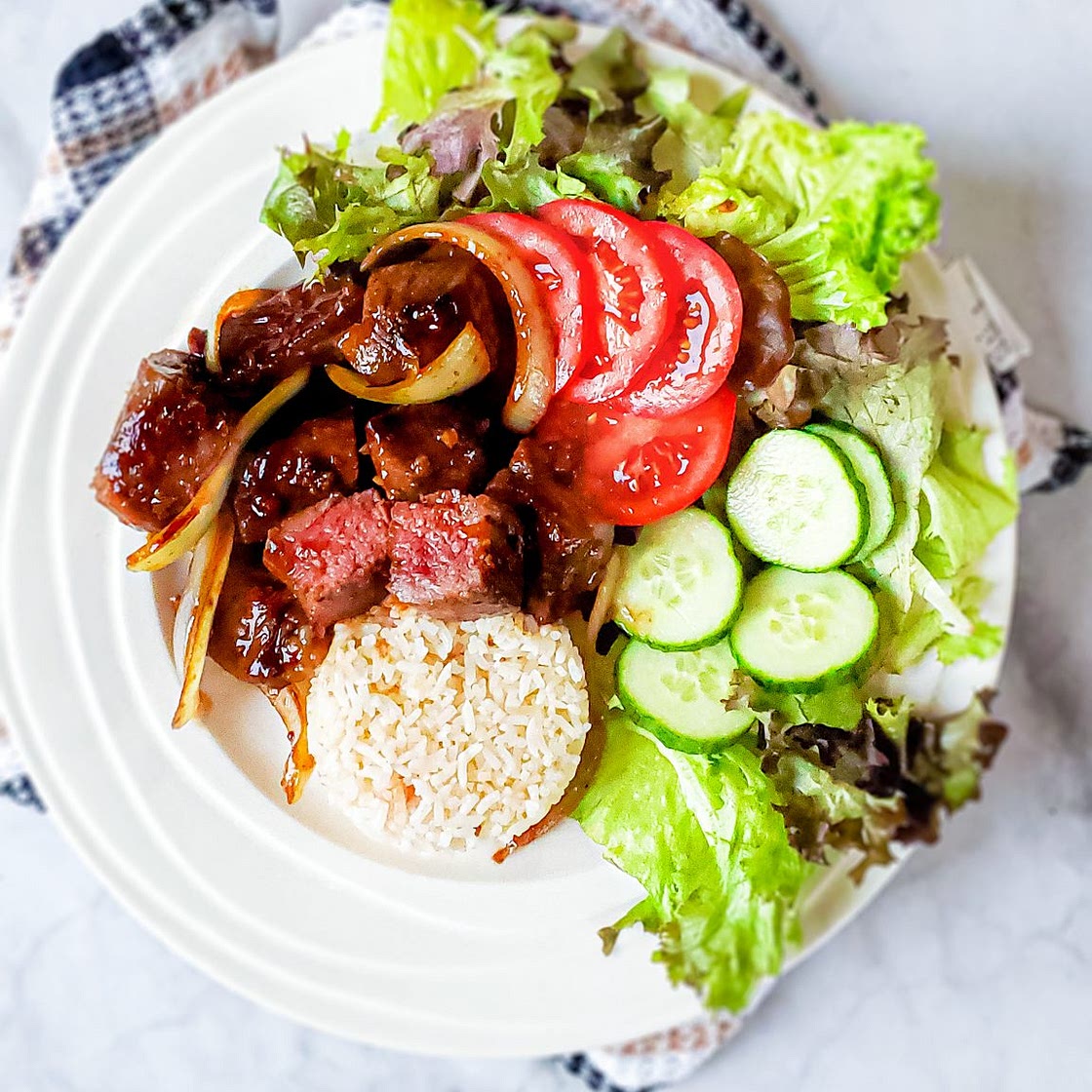 Easy Vietnamese Shaking Beef (Bò Lúc Lắc)