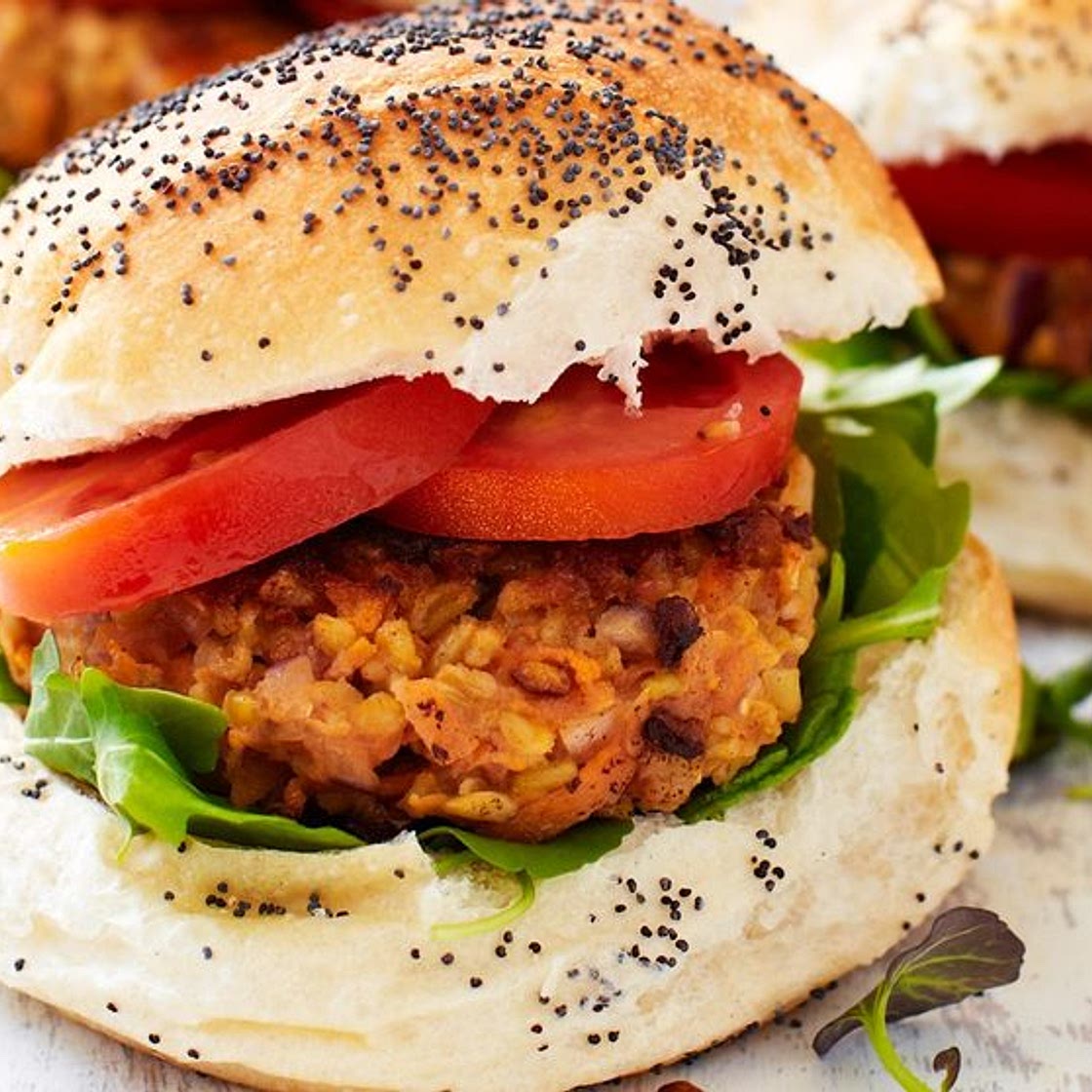 Freekeh and carrot burgers