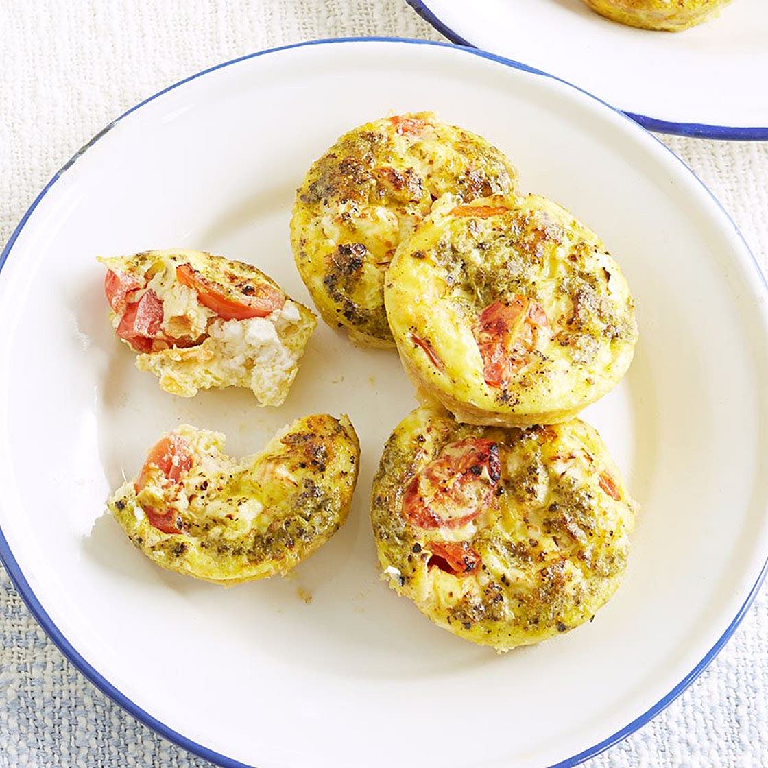 Pesto egg muffin bites