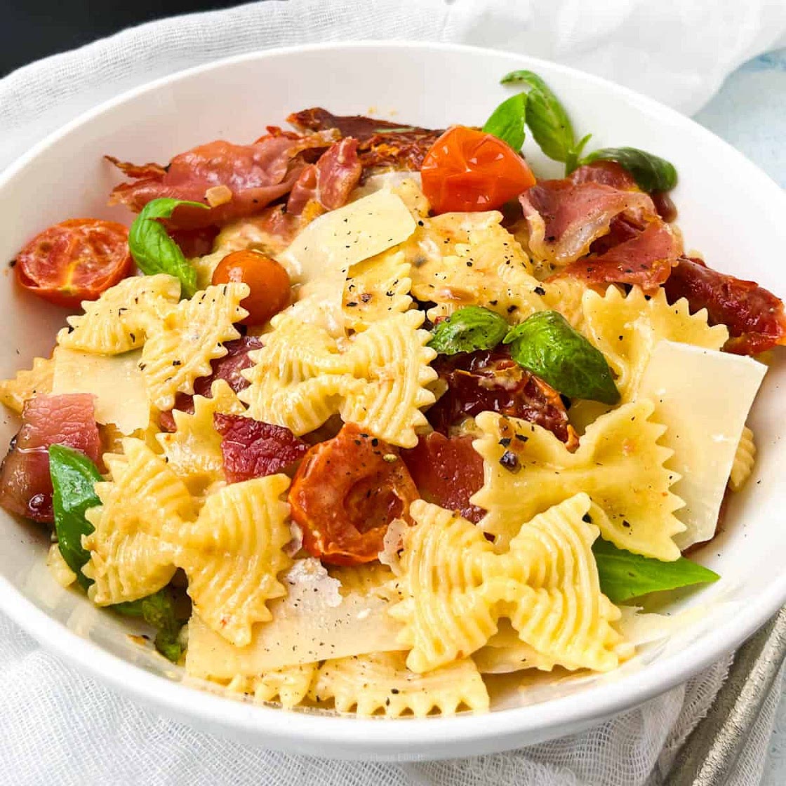 Easy Bow Tie Pasta Salad Recipe (With Crispy Pancetta)