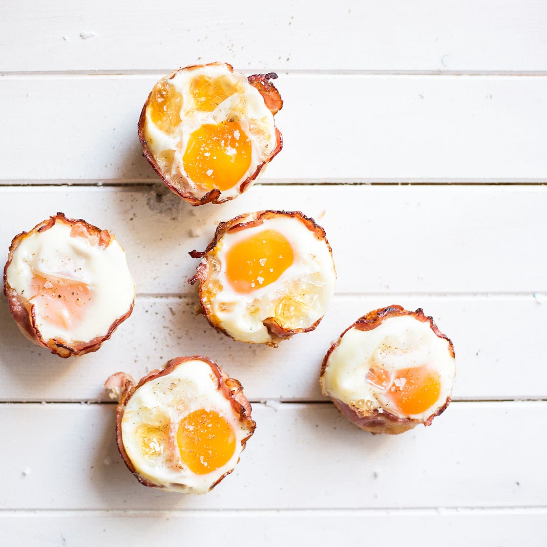 Bacon and egg muffin cups