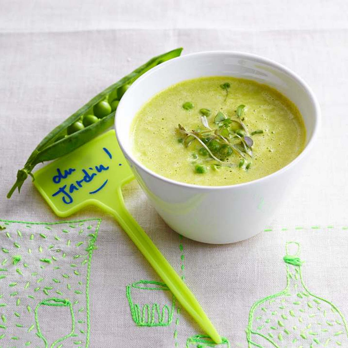 Creamy pea soup