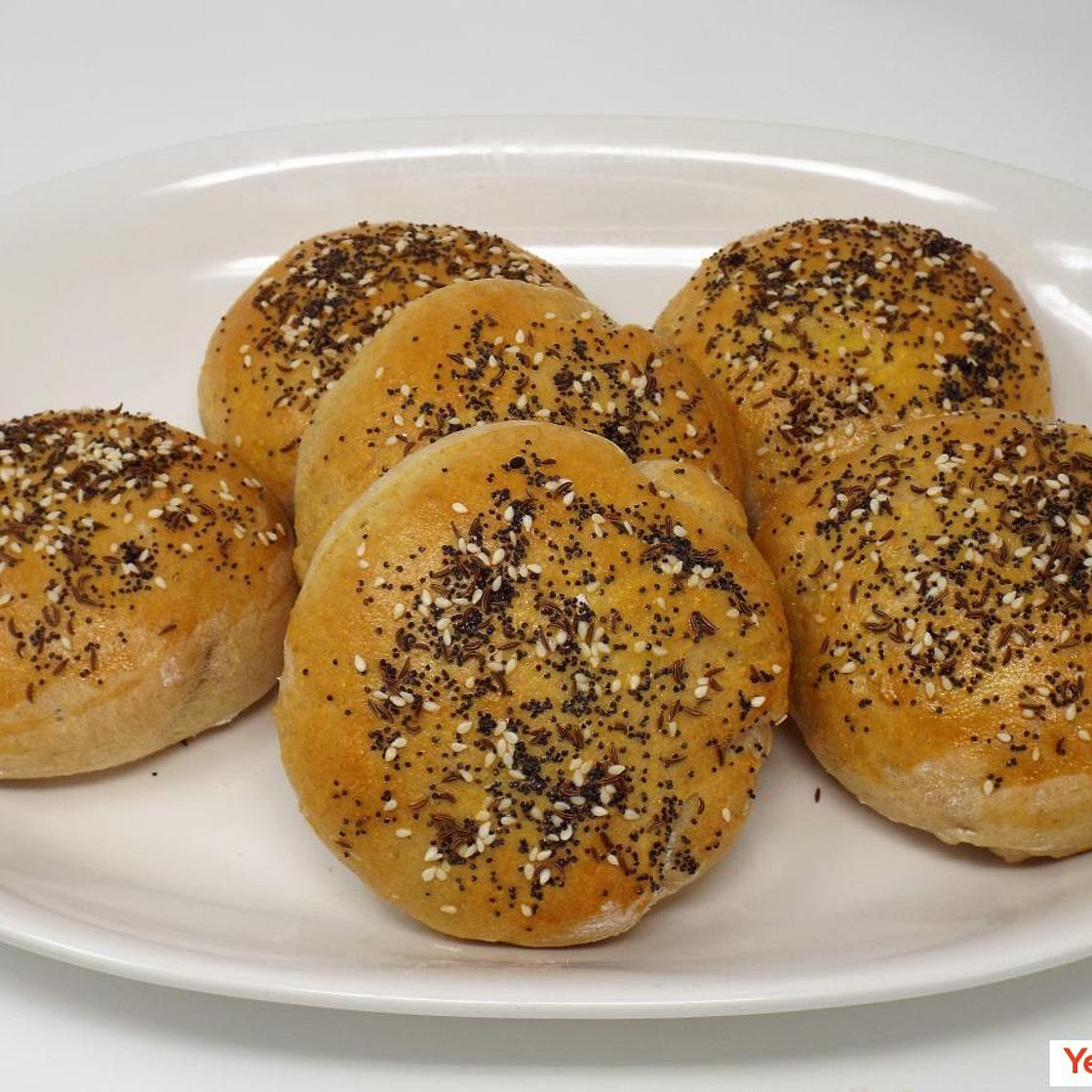 Seeded Rye Sandwich Rolls