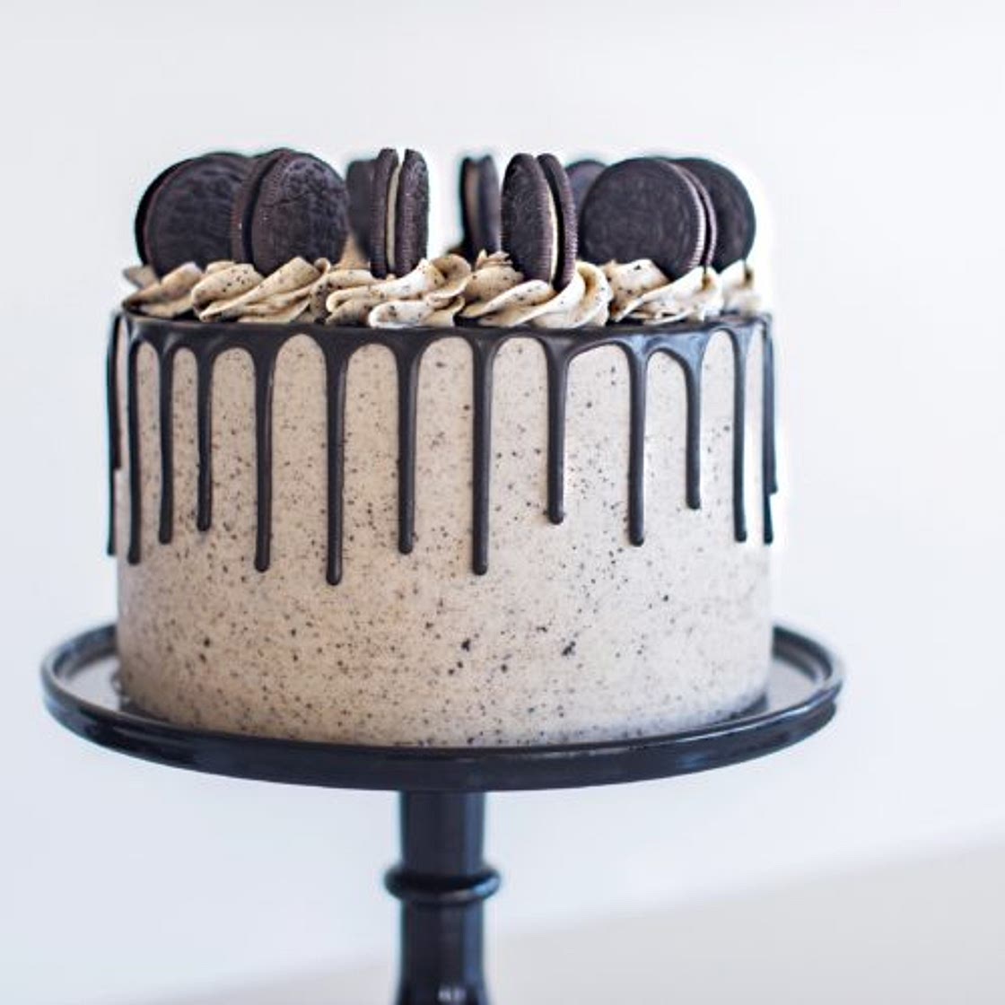 Cookies and Cream Cake