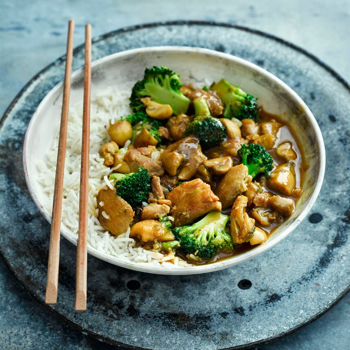Japanese chicken and broccoli curry