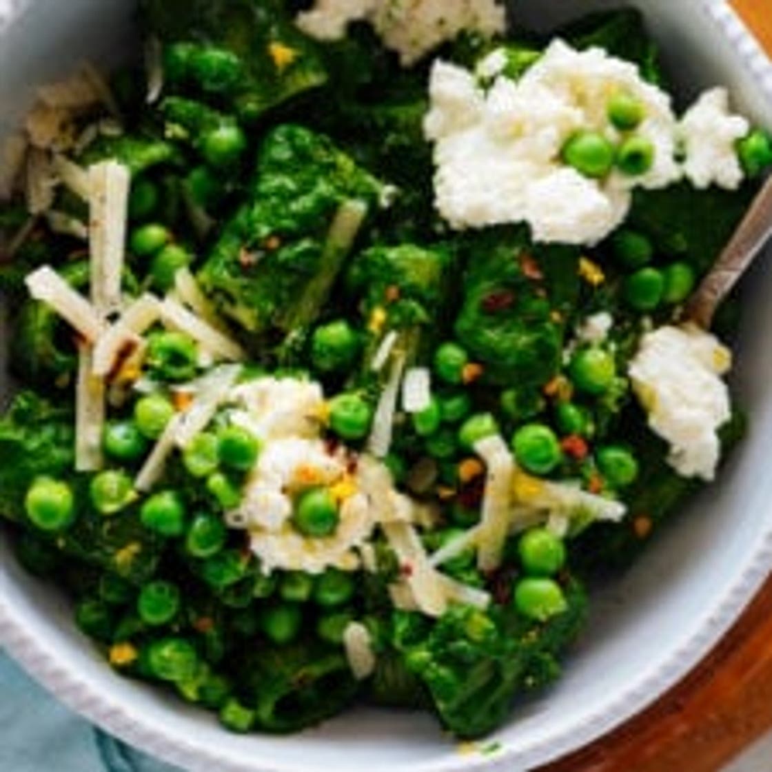Lemony Green Pasta with Peas & Ricotta
