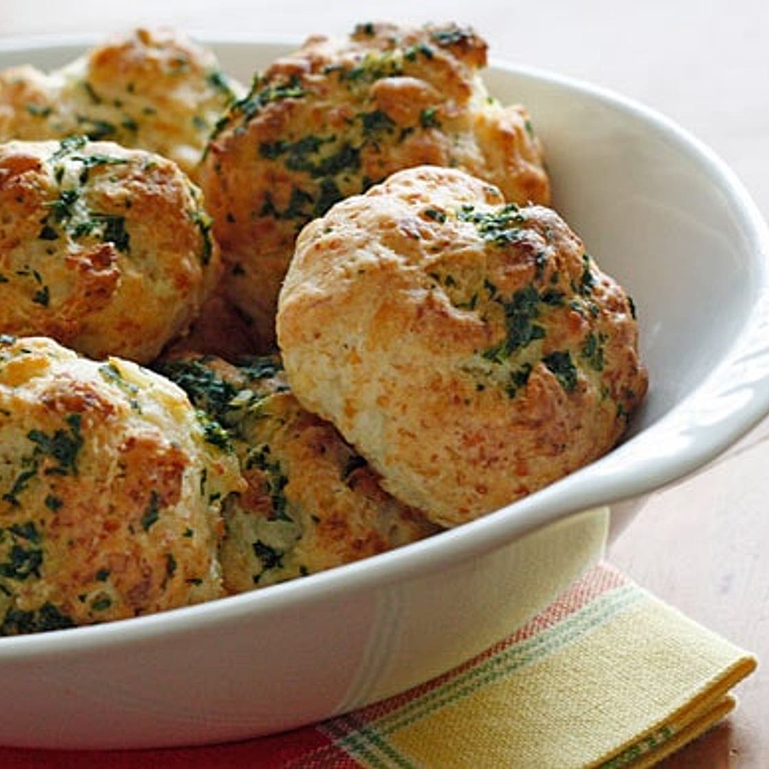 Garlic Cheddar Biscuits