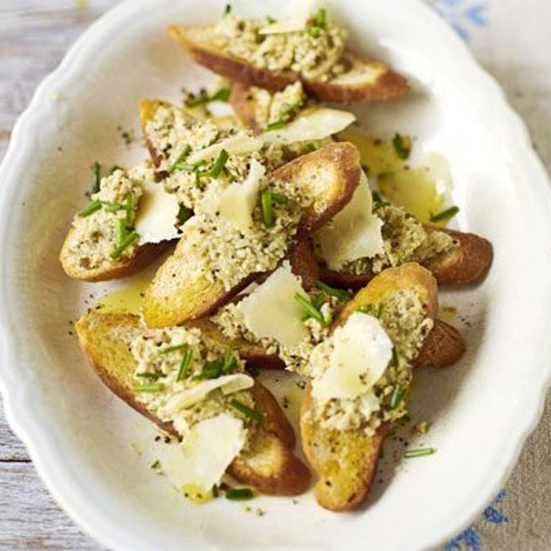 Crostini of artichokes & chives