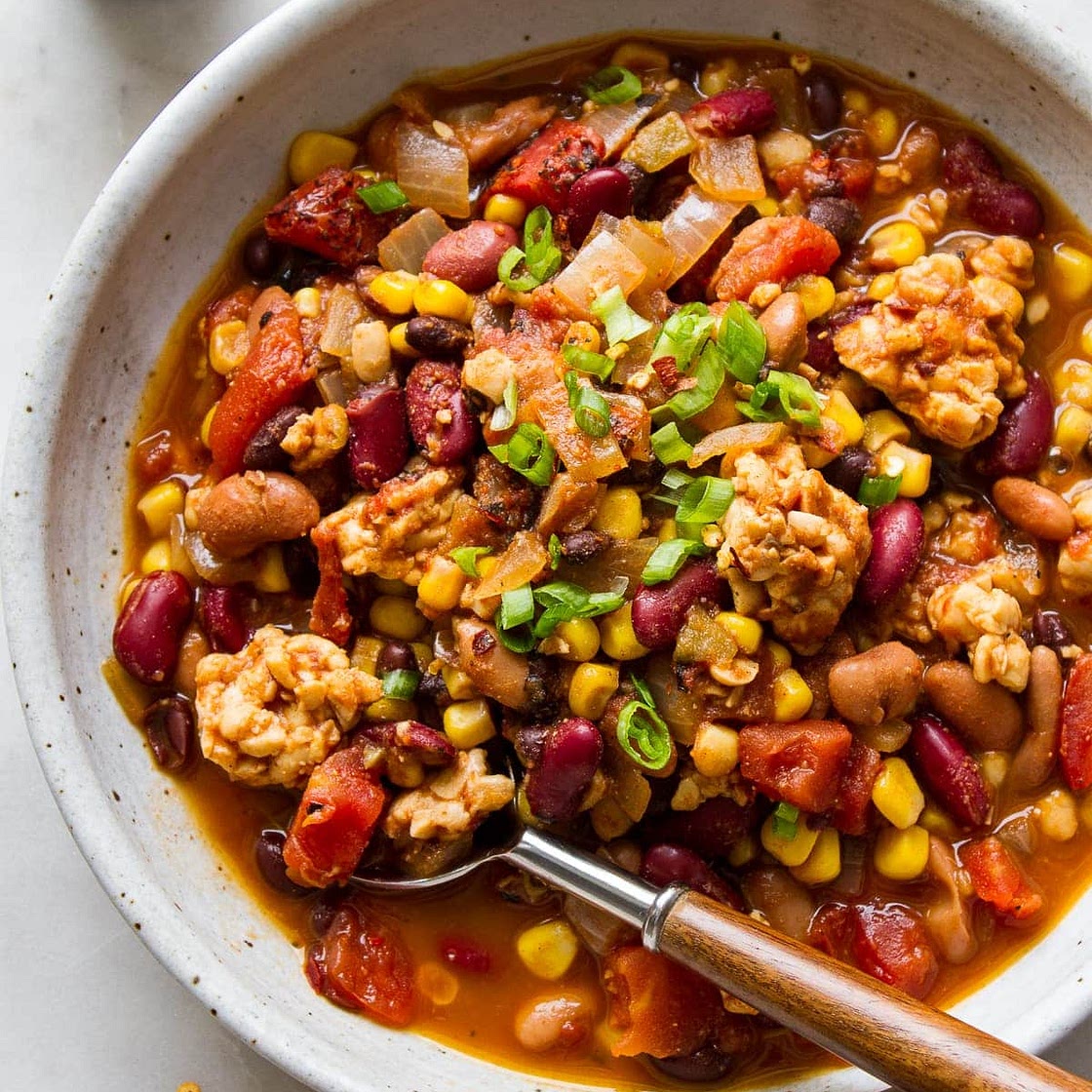 THE ULTIMATE TEMPEH CHILI