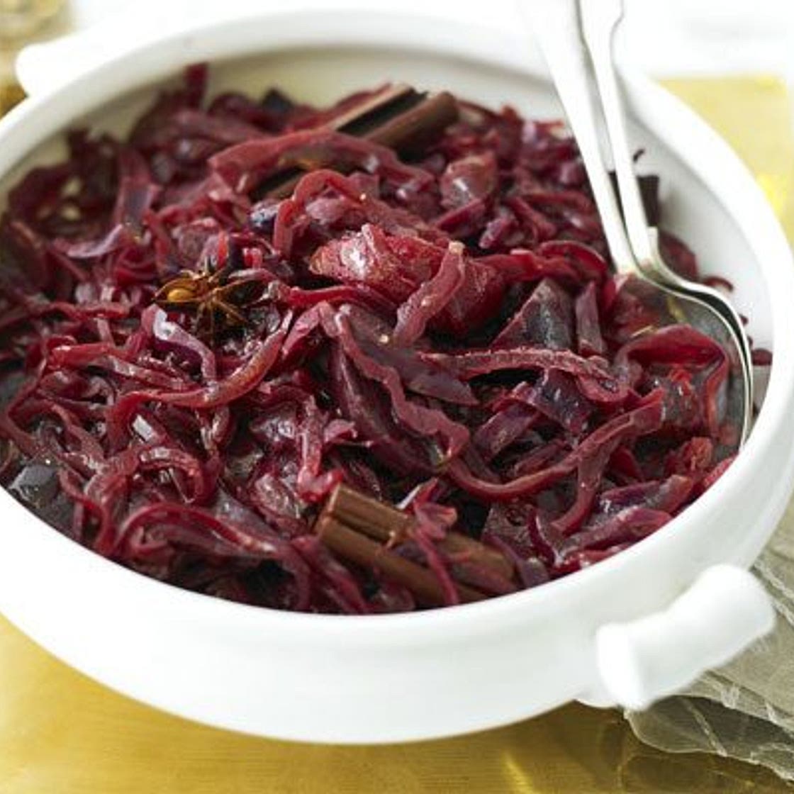 Red cabbage with beetroot