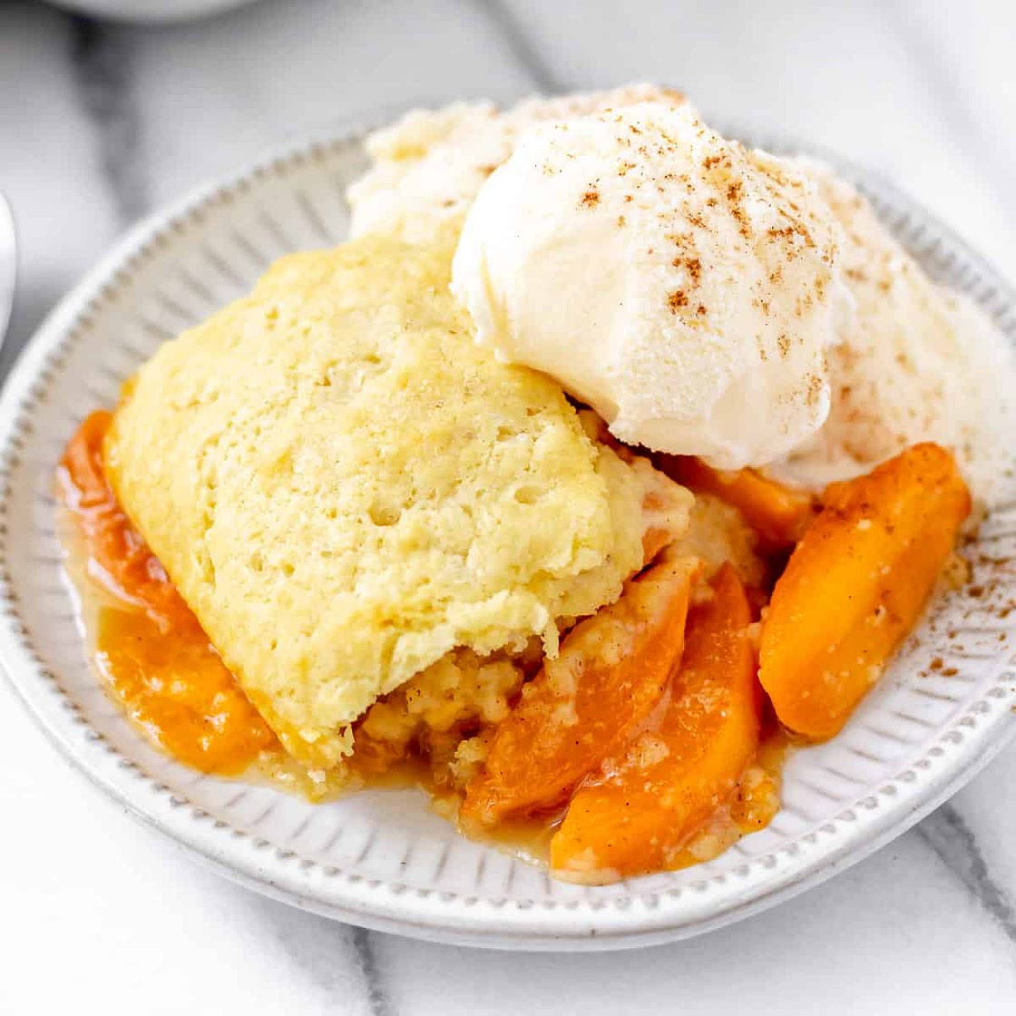 Apricot Cobbler