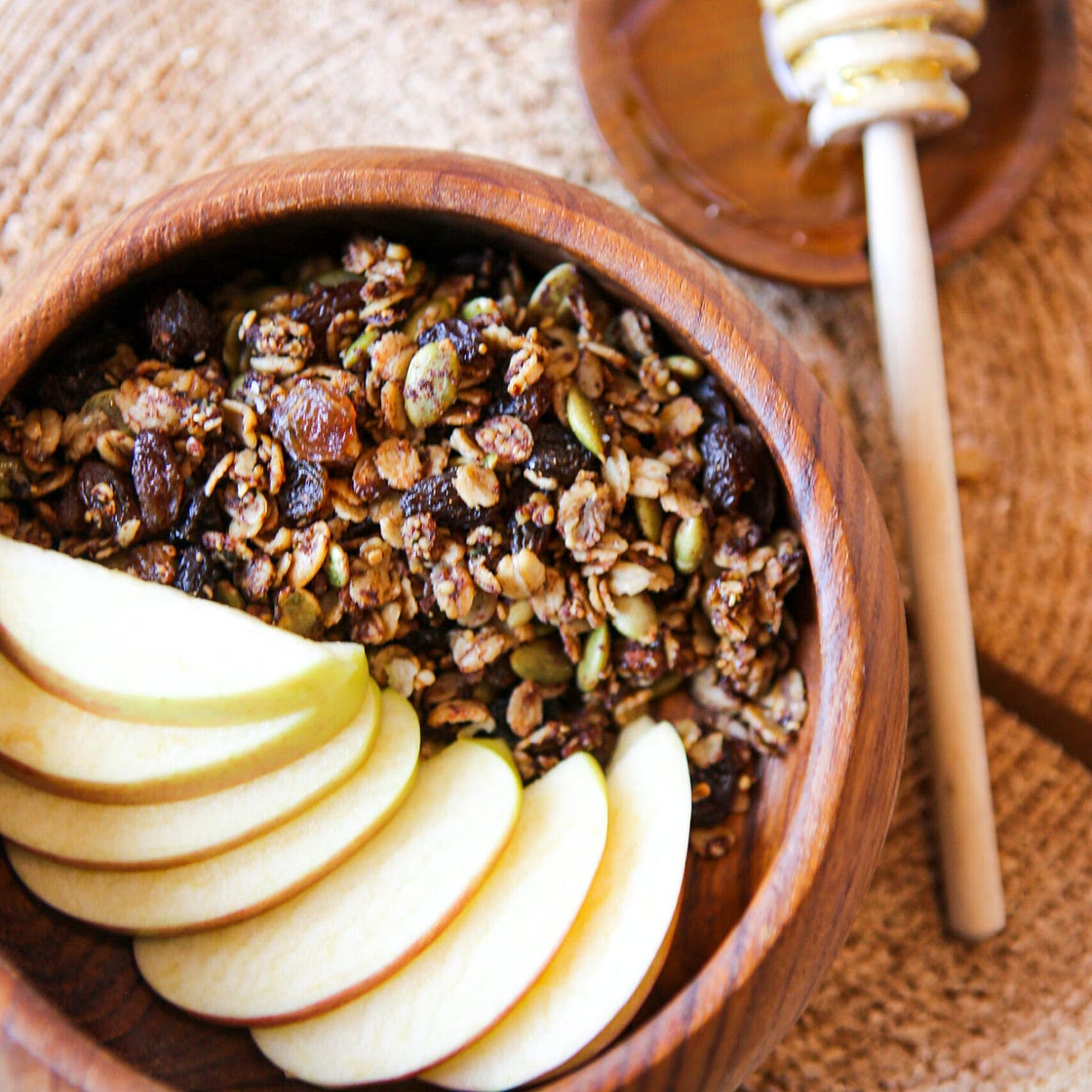 Cinnamon Raisin Granola