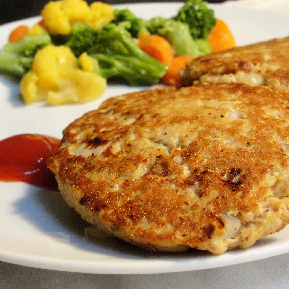 Grandma's Famous Salmon Cakes