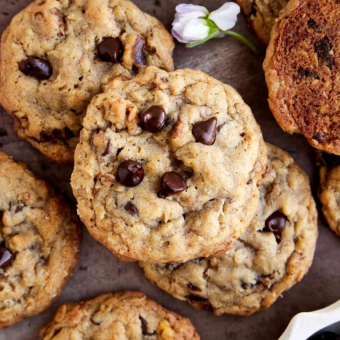 Date Cookies Recipe with Chocolate Chips and Walnuts