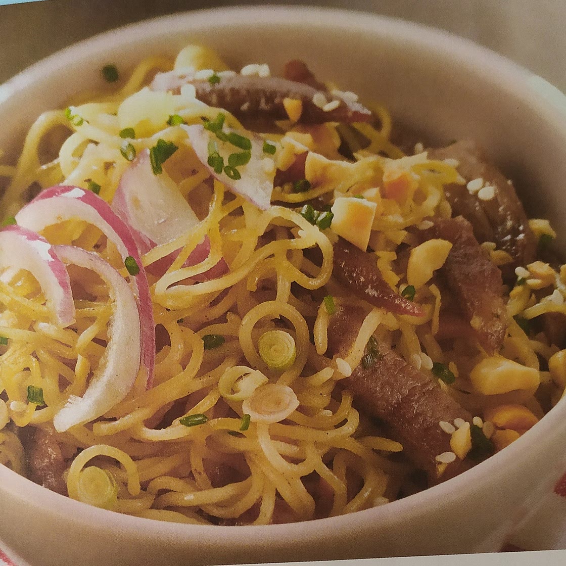 Noddles with Pork and Lemongrass
