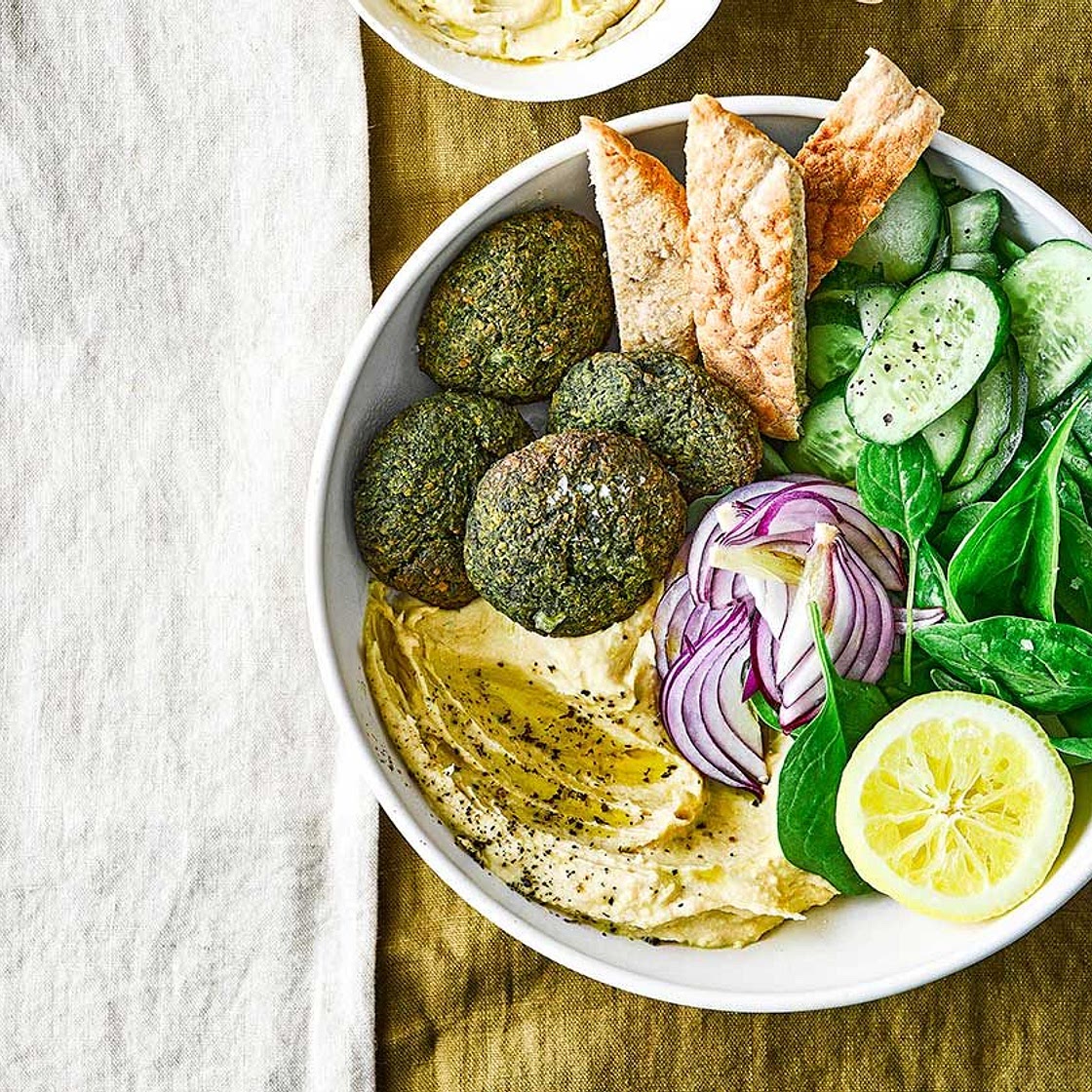 Spinach falafel & hummus bowl